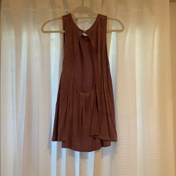 Tank - Picture 2 of 3